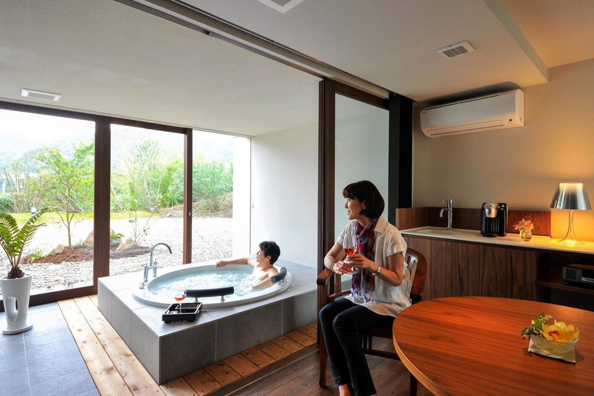 Resort Hotel Moana Coast Naruto  Habitación foto